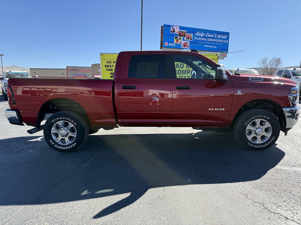 2025 RAM 2500 Big Horn - Photo 9