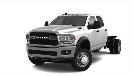 2024 Ram 5500 Chassis Cab 5500 TRADESMAN CHASSIS CREW CAB 4X4 60' CA Pickup