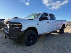 2026 Ram 3500 TRADESMAN CREW CAB 4X4 Pickup
