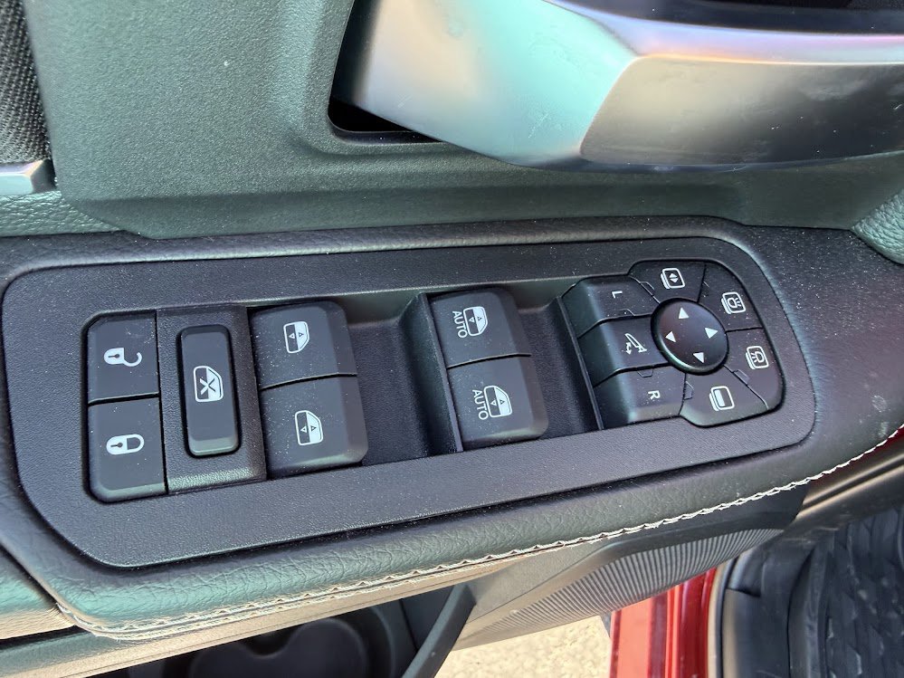 2025 RAM 2500 Big Horn - Photo 13