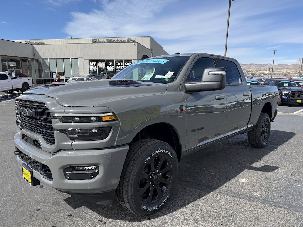 2026 RAM 3500 Laramie 4X4 Crew Cab SWB's photo