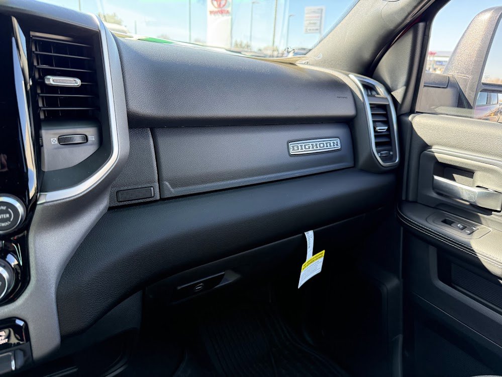 2025 RAM 2500 Big Horn - Photo 16