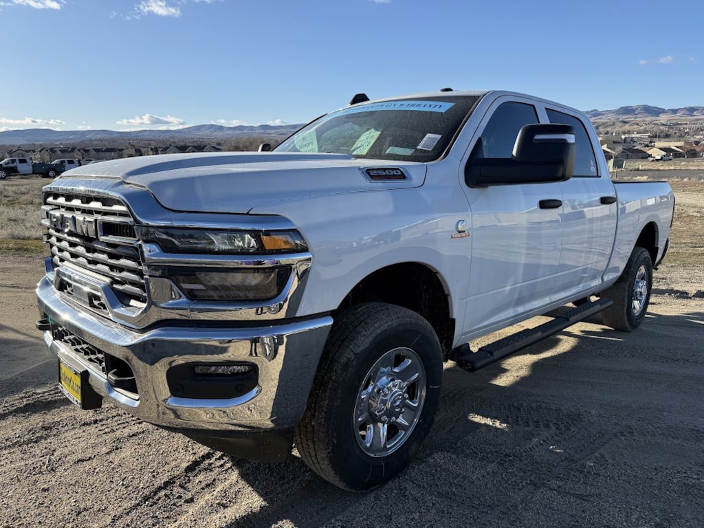 New 2026 Ram 2500 TRADESMAN CREW CAB 4X4 6'4 BOX Pickup