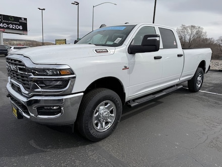 2026 Ram 2500 TRADESMAN CREW CAB 4X4 6'4 BOX Pickup