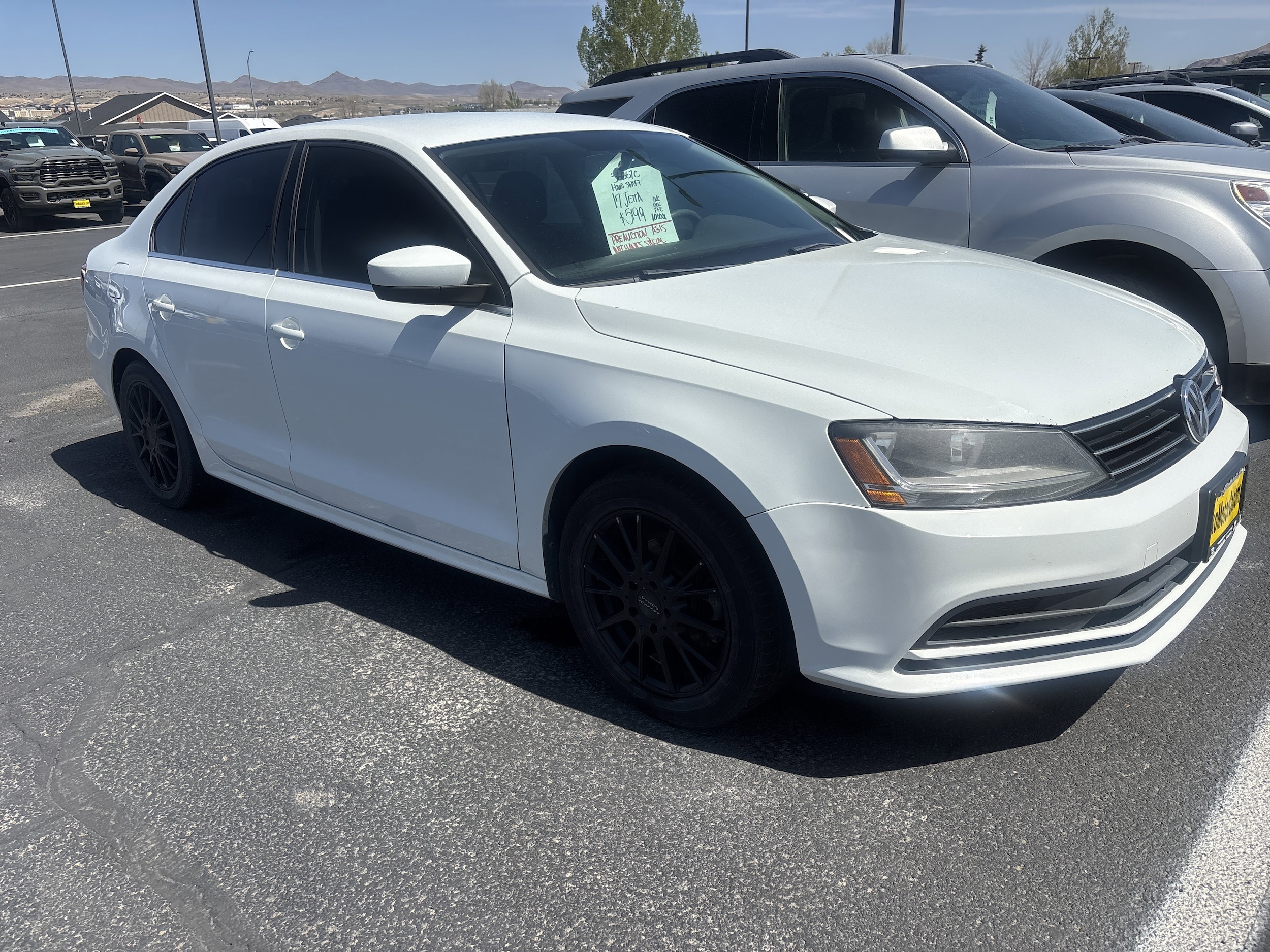 View vehicle photo 4