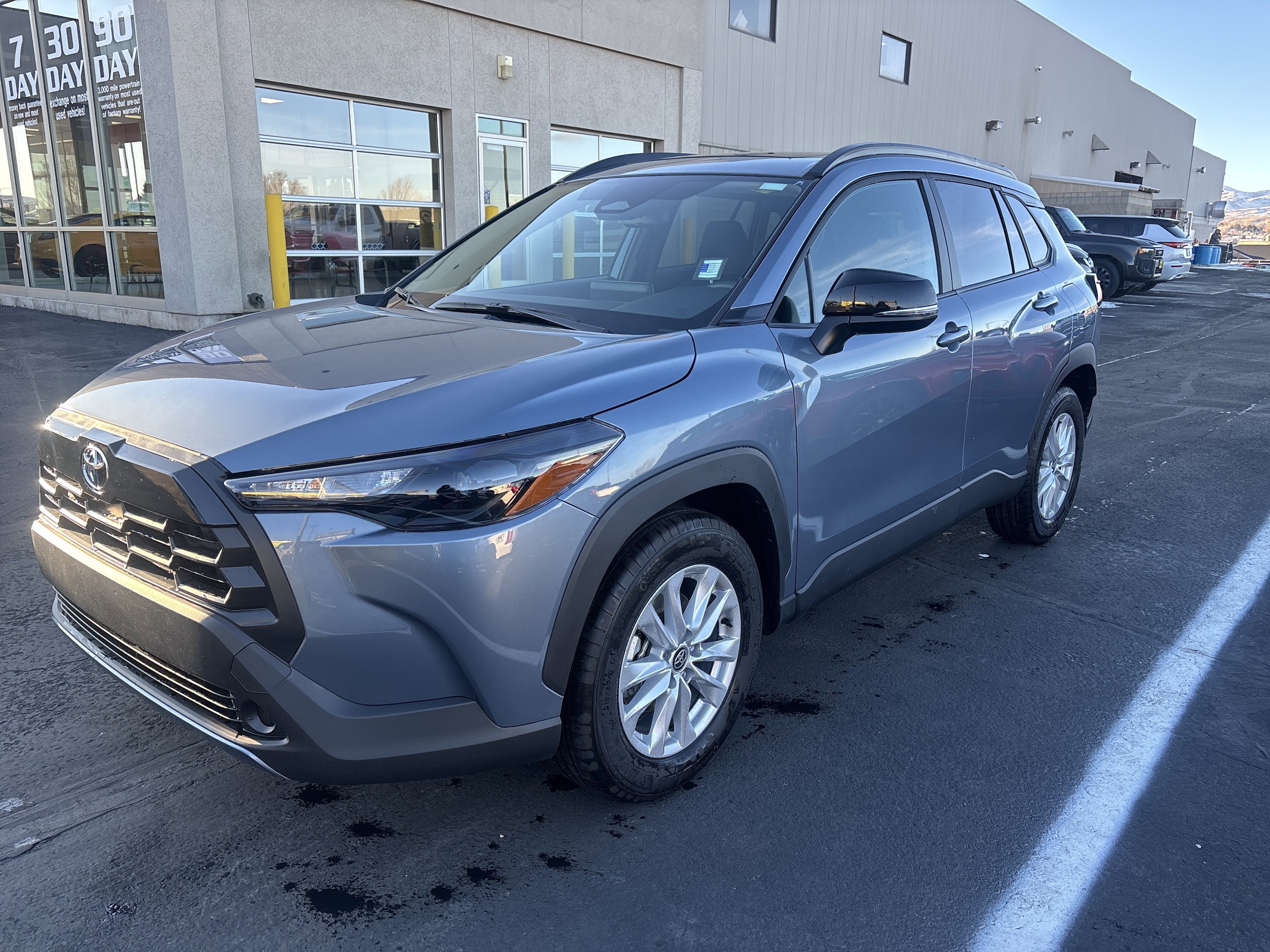 2026 Toyota Corolla Cross LE's photo