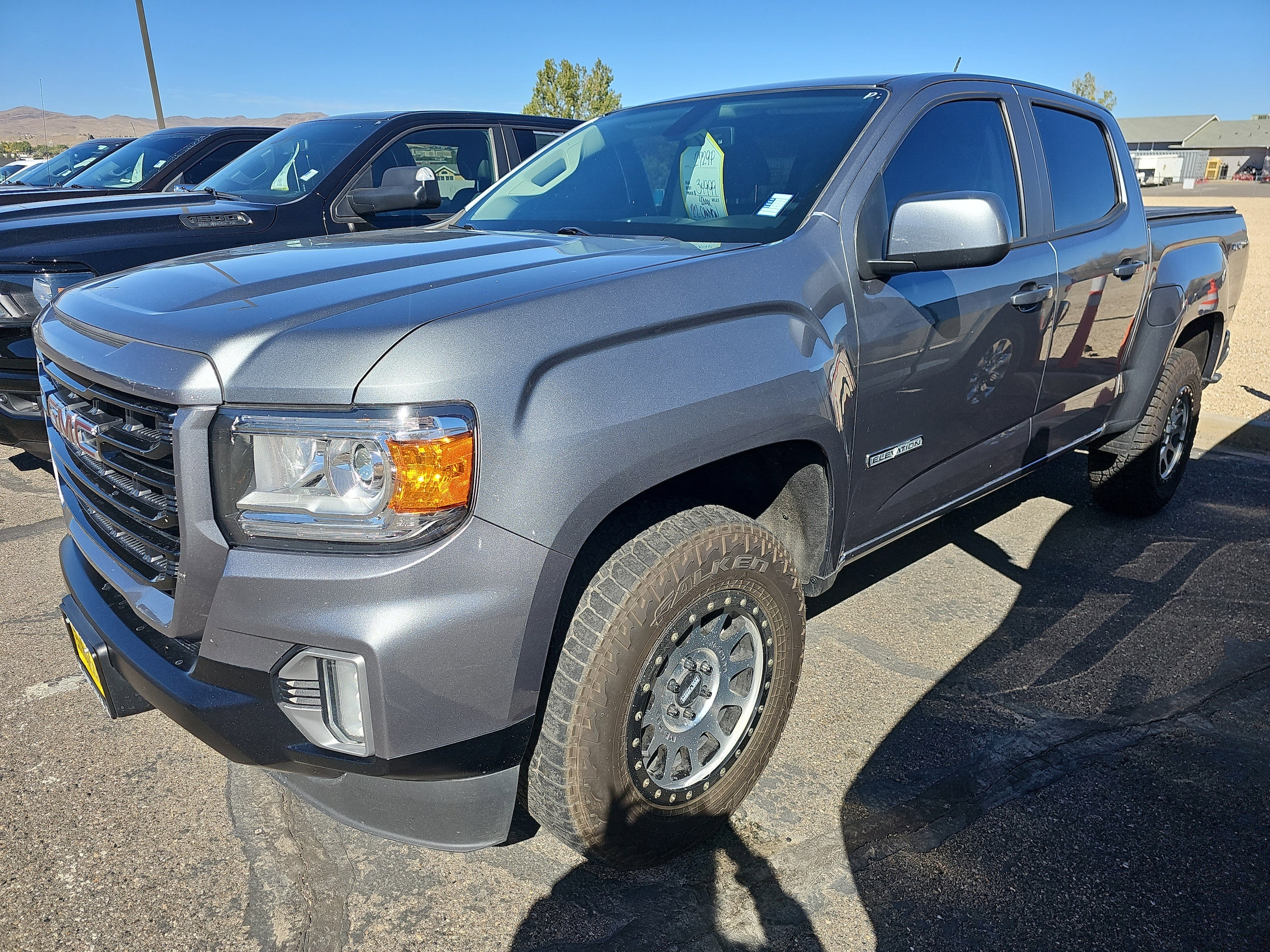 2022 GMC Canyon Elevation's photo