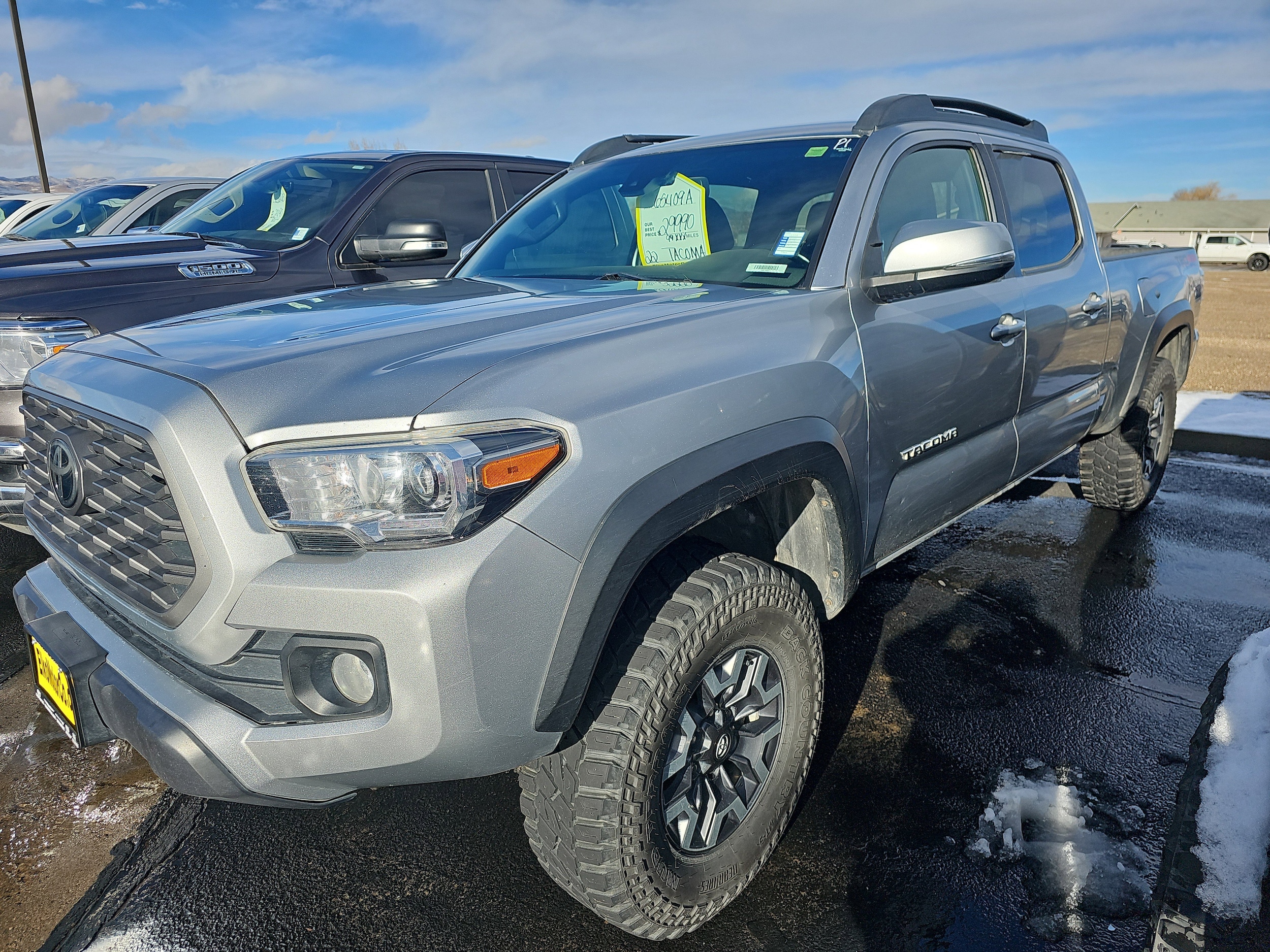 2022 Toyota Tacoma TRD Off Road's photo