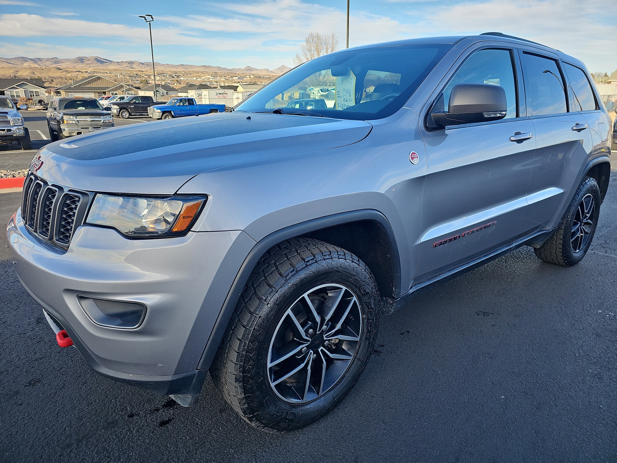 2019 Jeep Grand Cherokee Trailhawk's photo