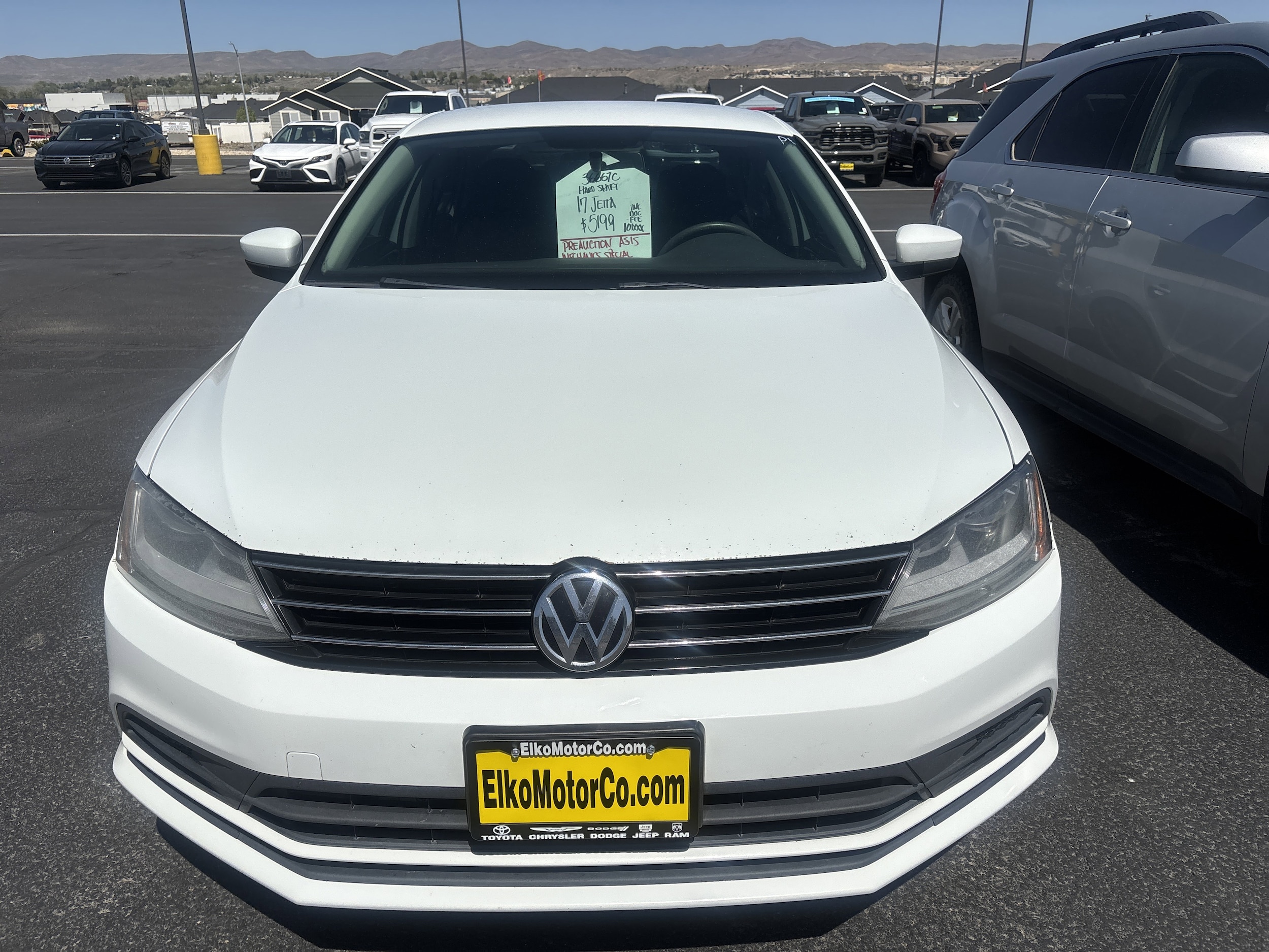 View vehicle photo 3