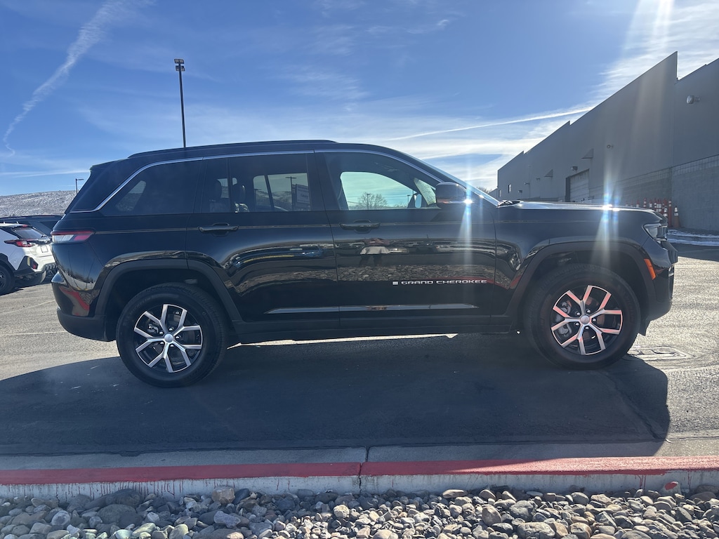 Used 2025 Jeep Grand Cherokee Limited SUV