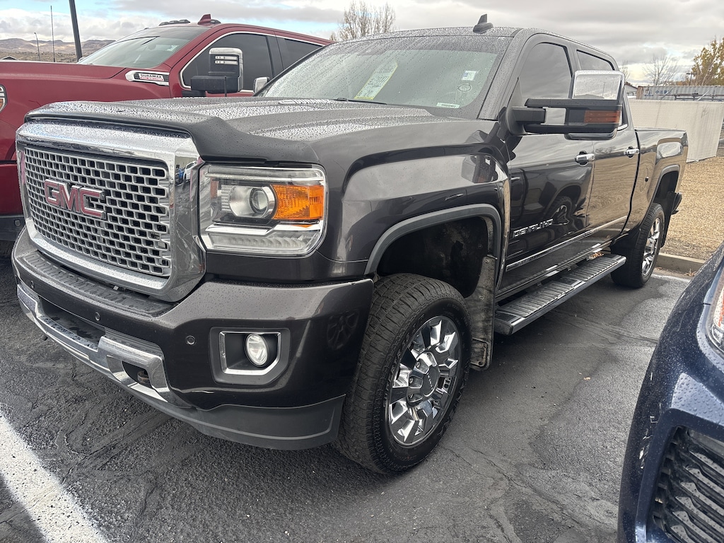 Used 2016 GMC Sierra 2500HD DNLI Truck Crew Cab
