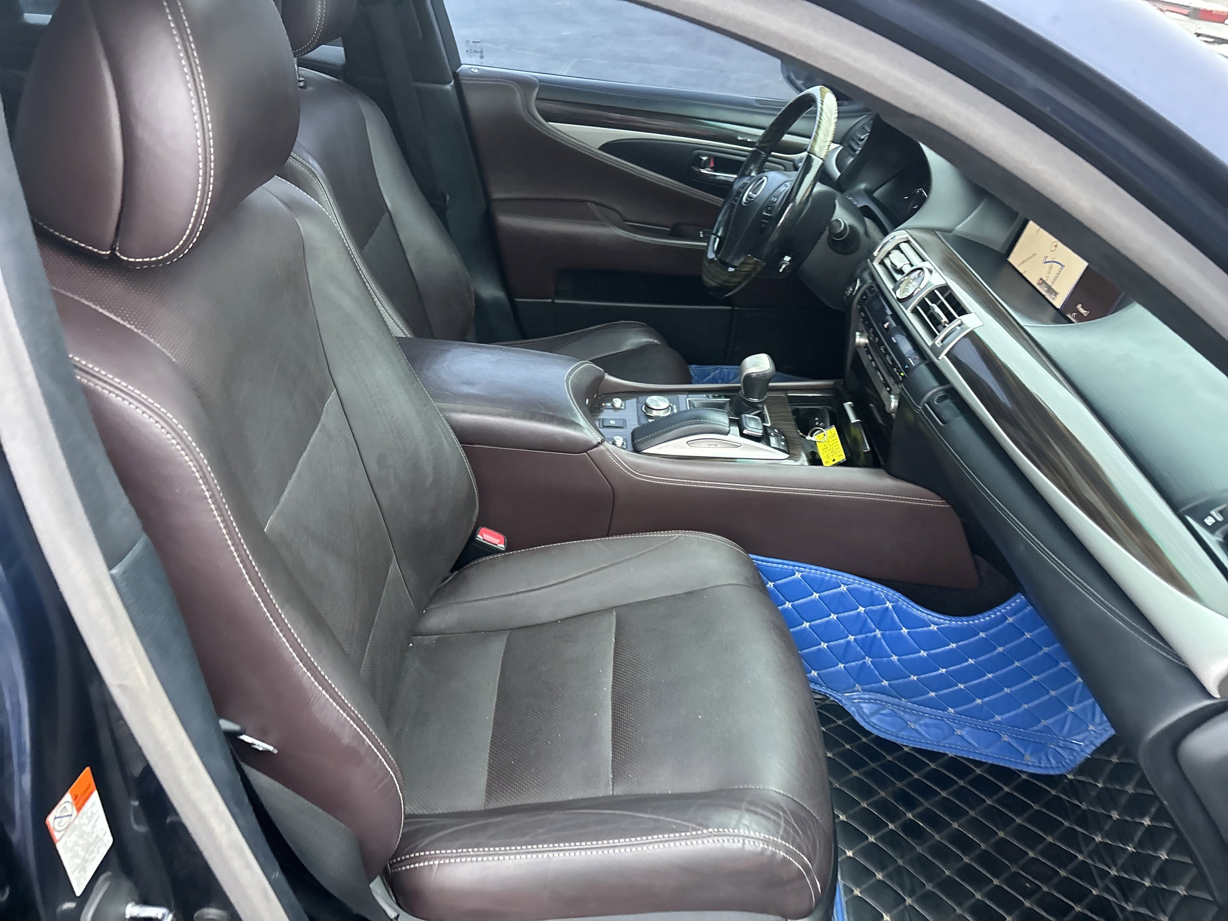 2017 Lexus LS Base - Photo 14