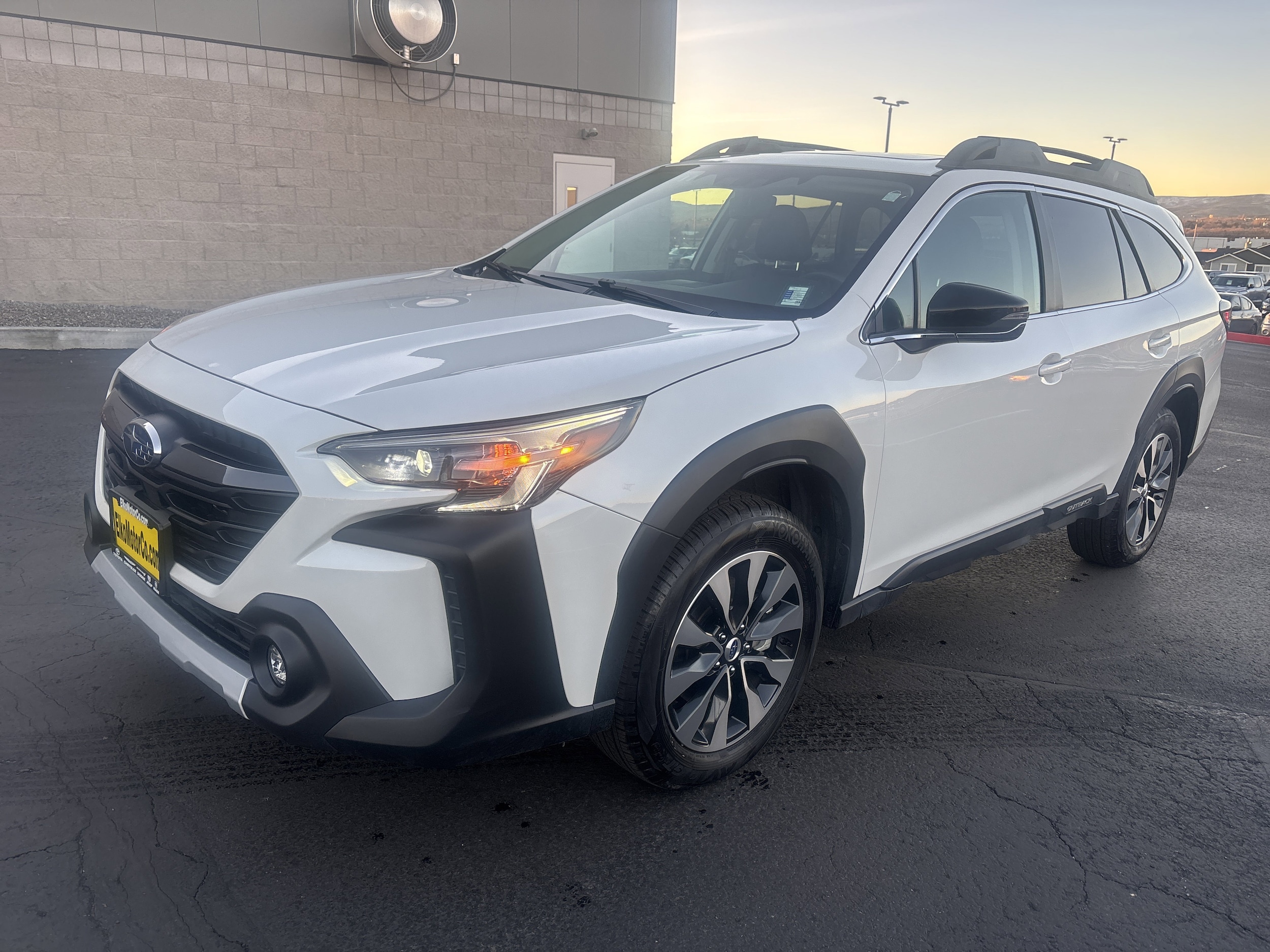 2024 Subaru Outback Limited's photo