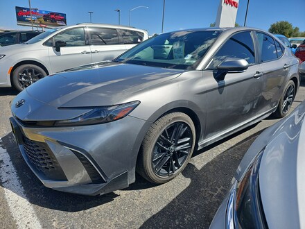 2025 Toyota Camry Sedan