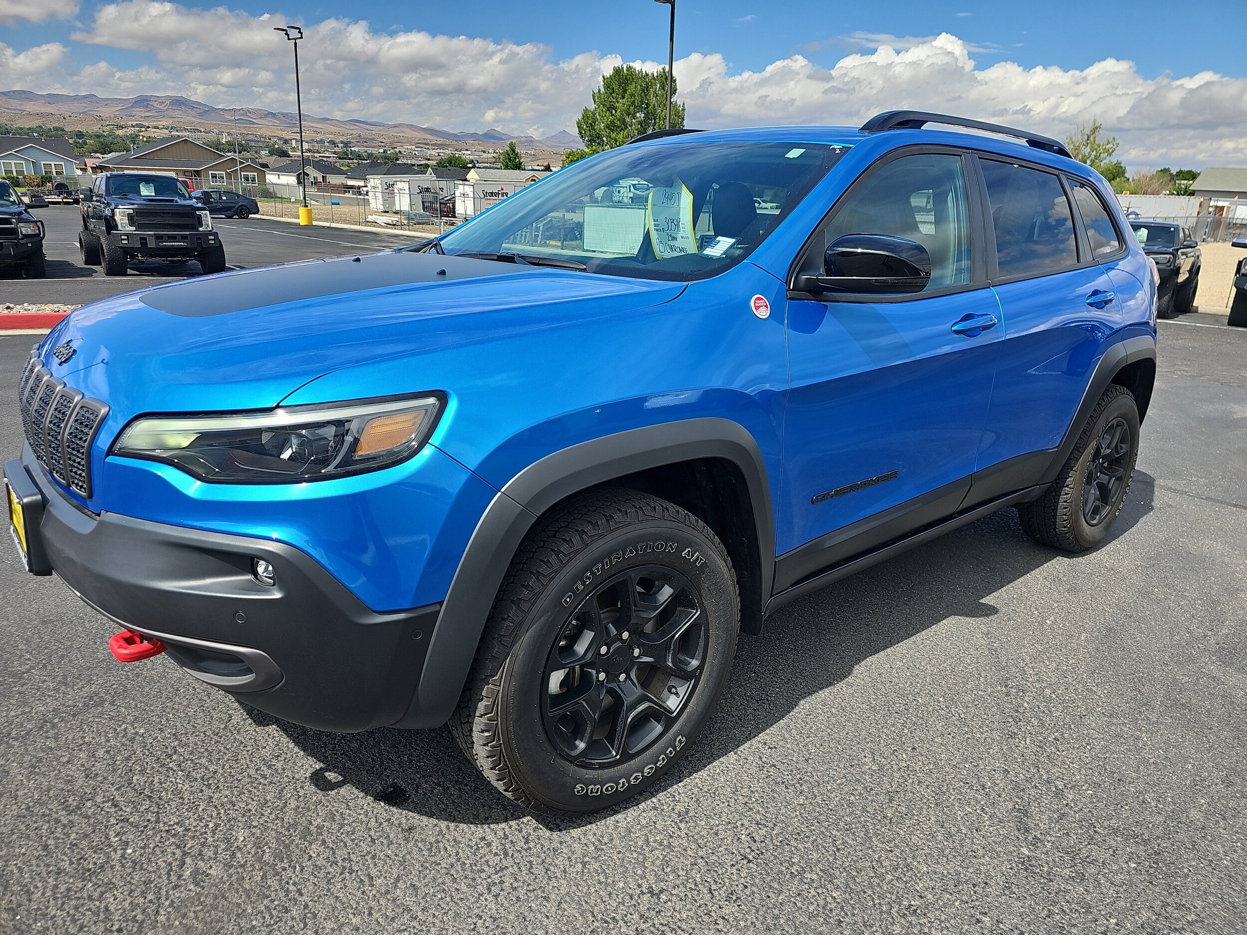 2023 Jeep Cherokee Trailhawk 4WD