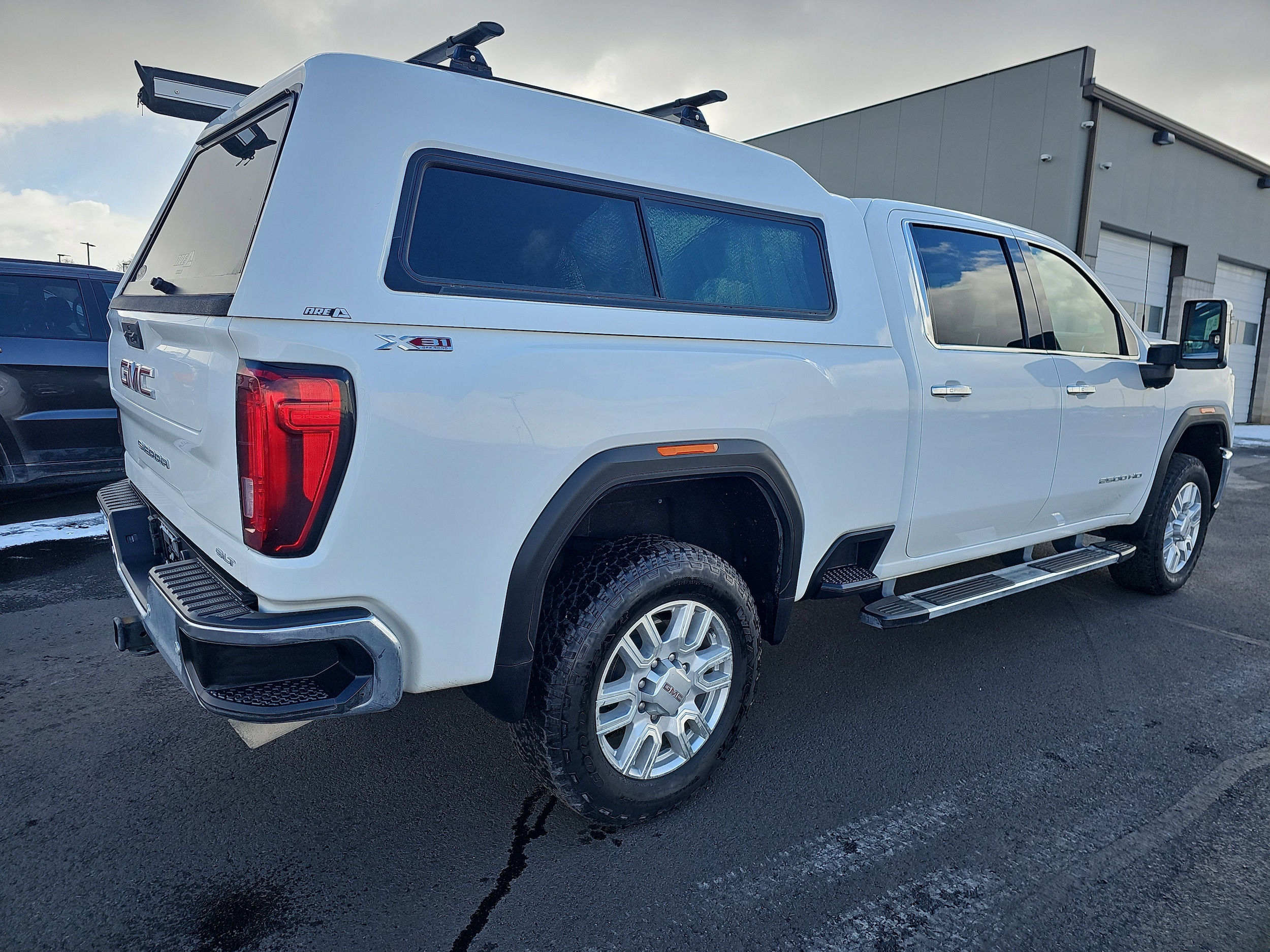 2021 GMC Sierra 2500HD SLT - Photo 5