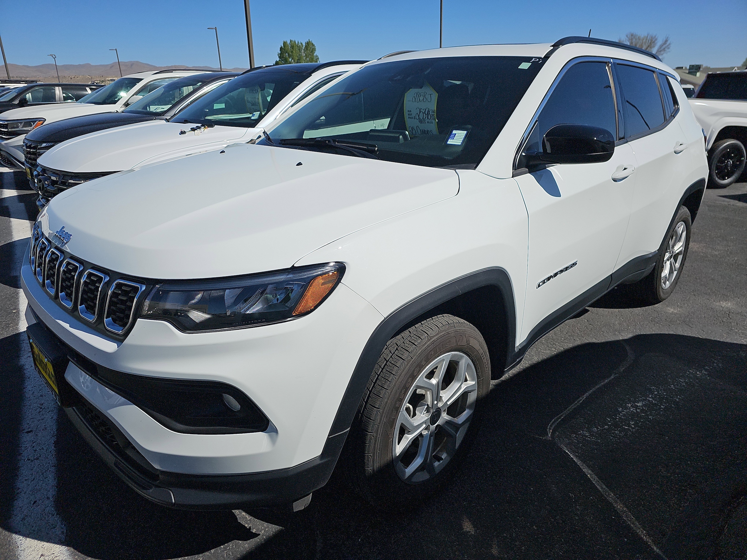 2025 Jeep Compass Latitude 4X4's photo
