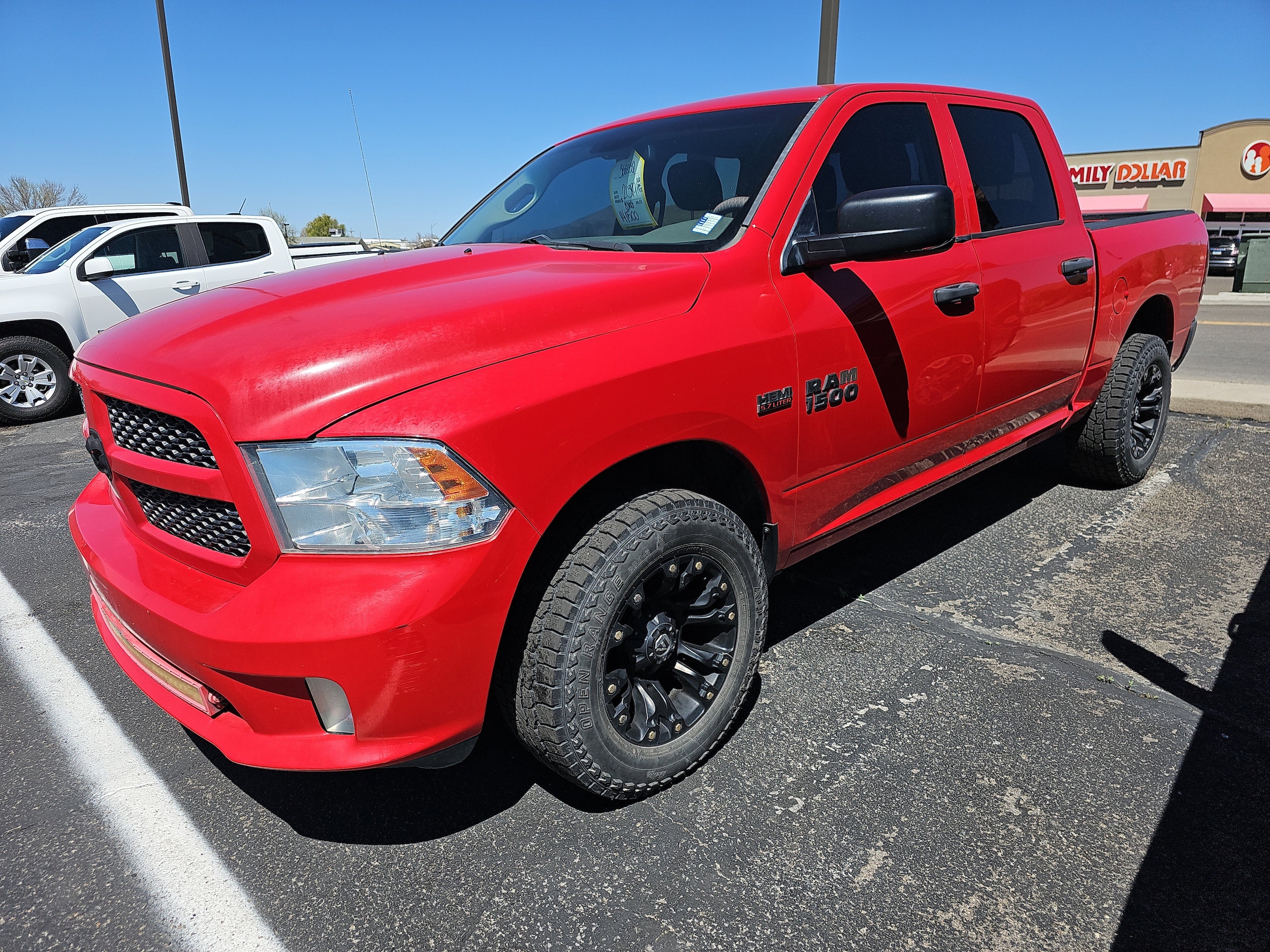 2014 RAM 1500 Express 4x4 Crew Cab's photo