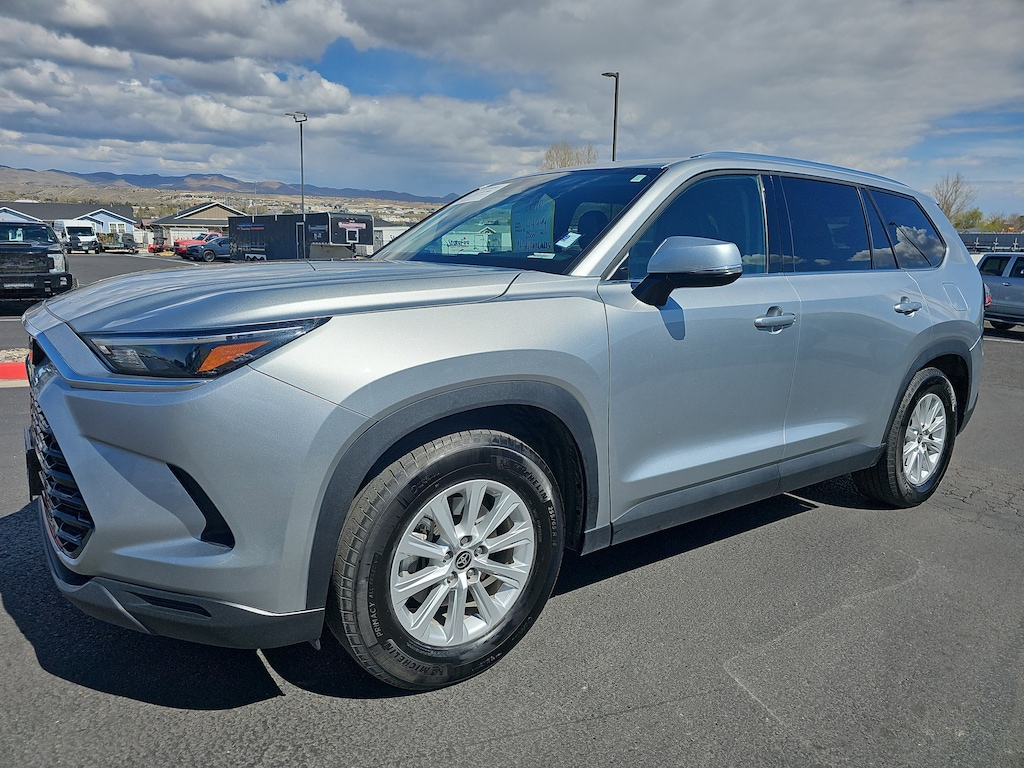 Used 2024 Toyota Grand Highlander SUV