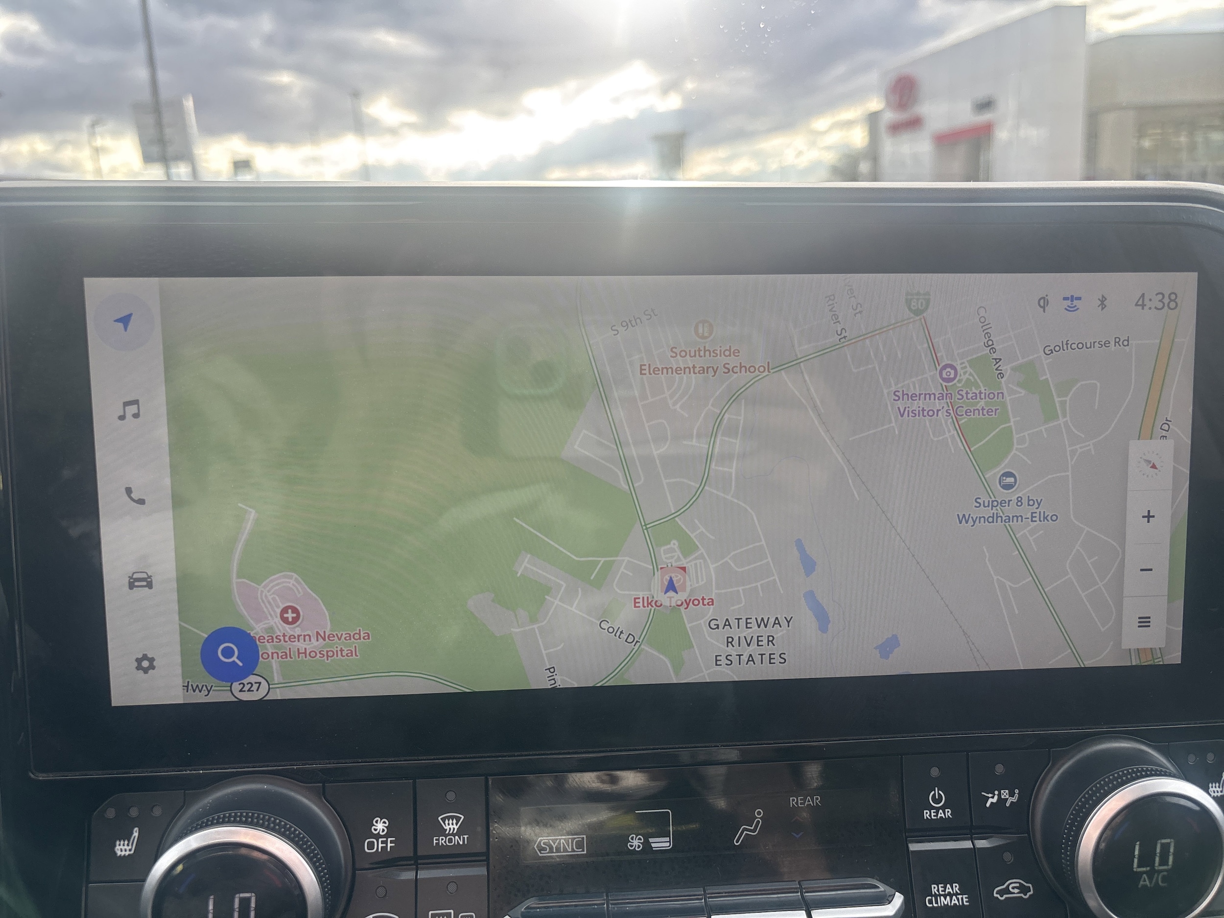 2024 Toyota Highlander XLE Nightshade - Photo 25