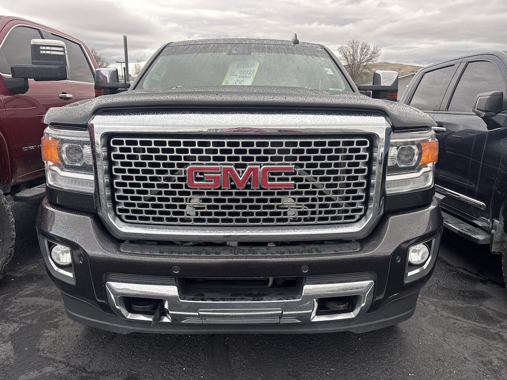 Used 2016 GMC Sierra 2500HD DNLI Truck Crew Cab
