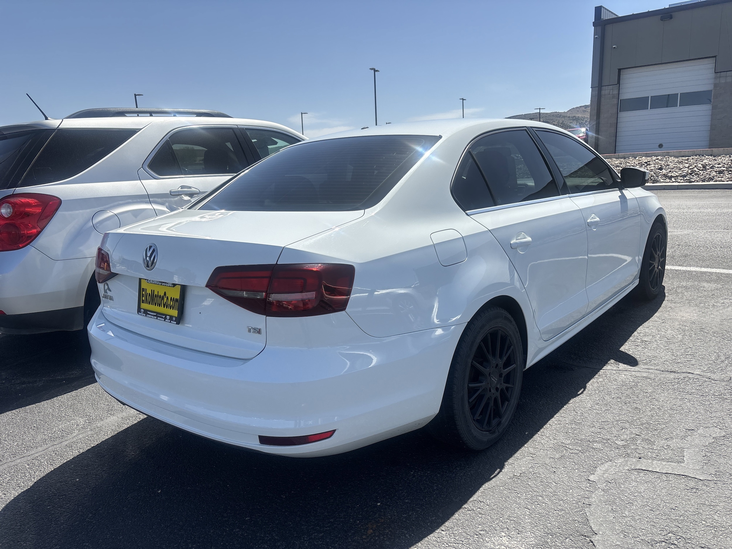 View vehicle photo 5