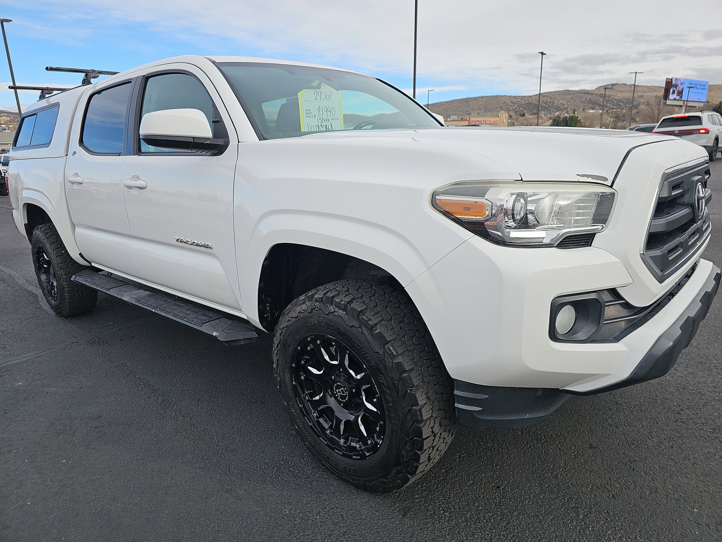 2016 Toyota Tacoma Double Cab photo 3