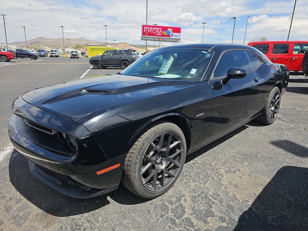 Used 2016 Dodge Challenger R/T Coupe