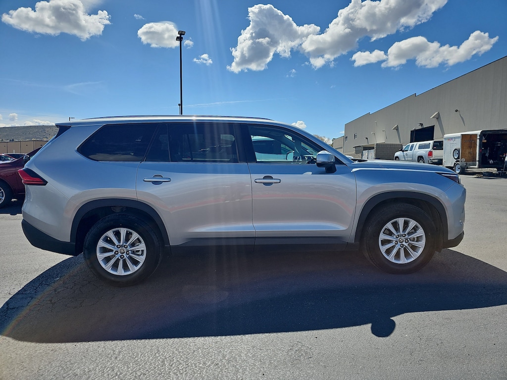 Used 2024 Toyota Grand Highlander SUV