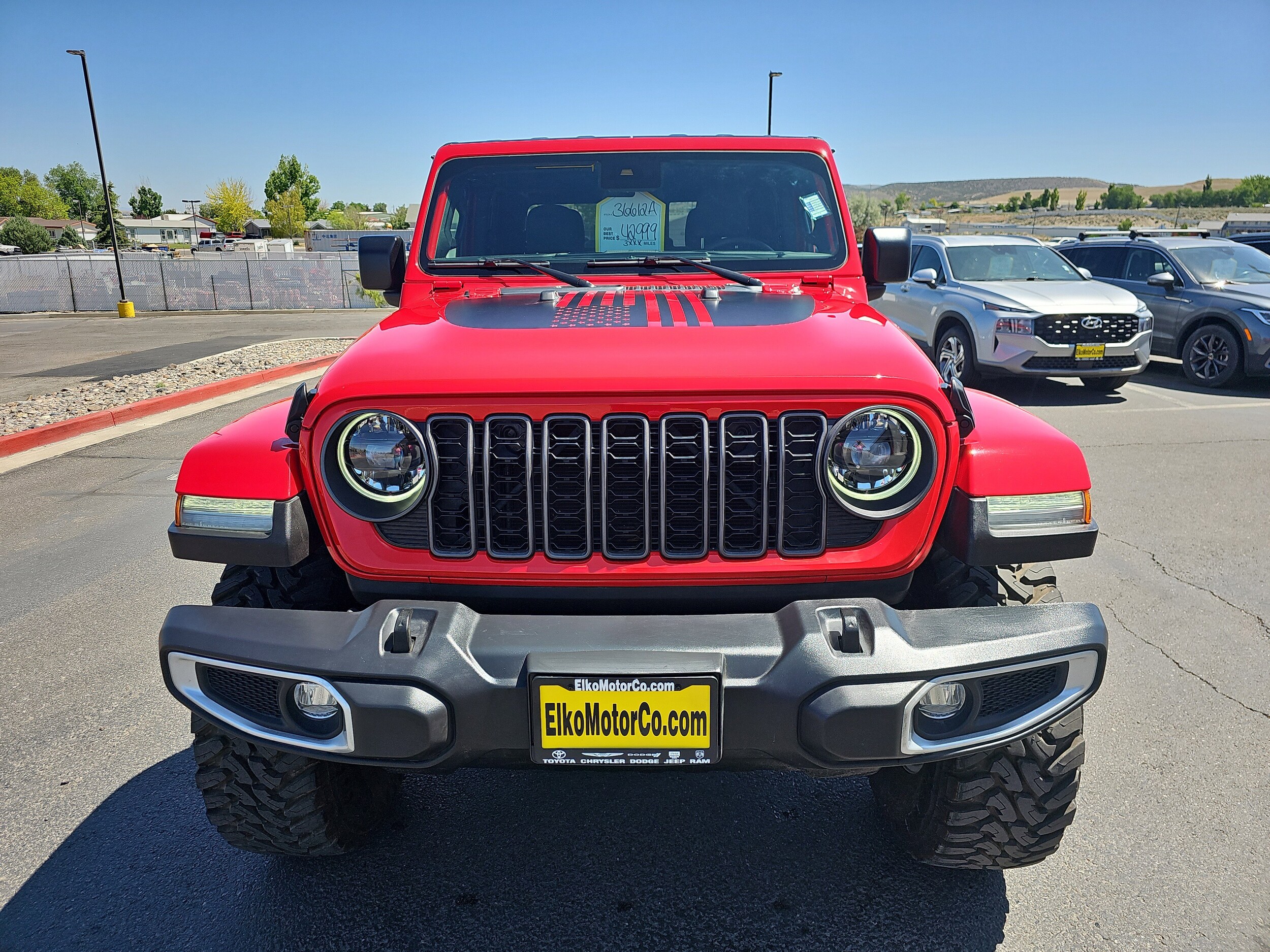 2024 Jeep Gladiator Sport photo 2