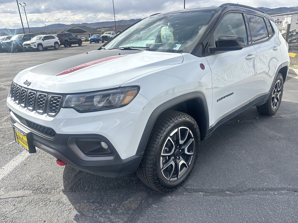 Used 2025 Jeep Compass Trailhawk SUV