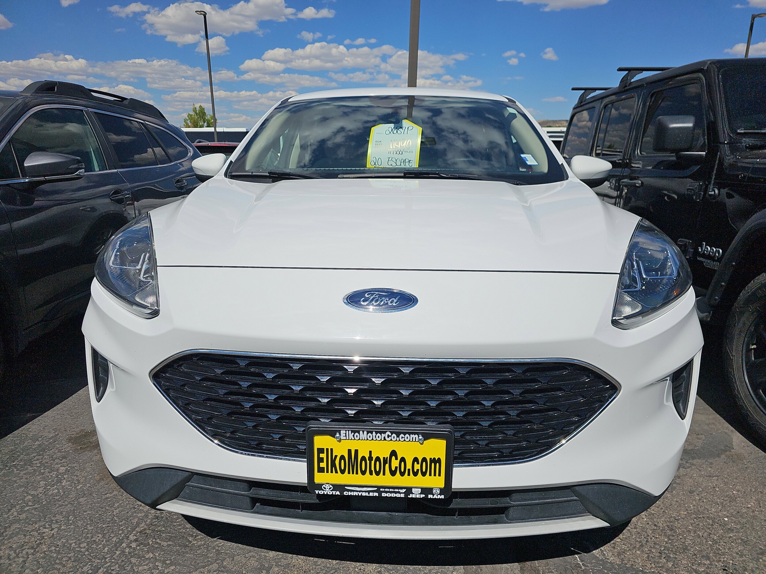 2020 Ford Escape SE photo 2