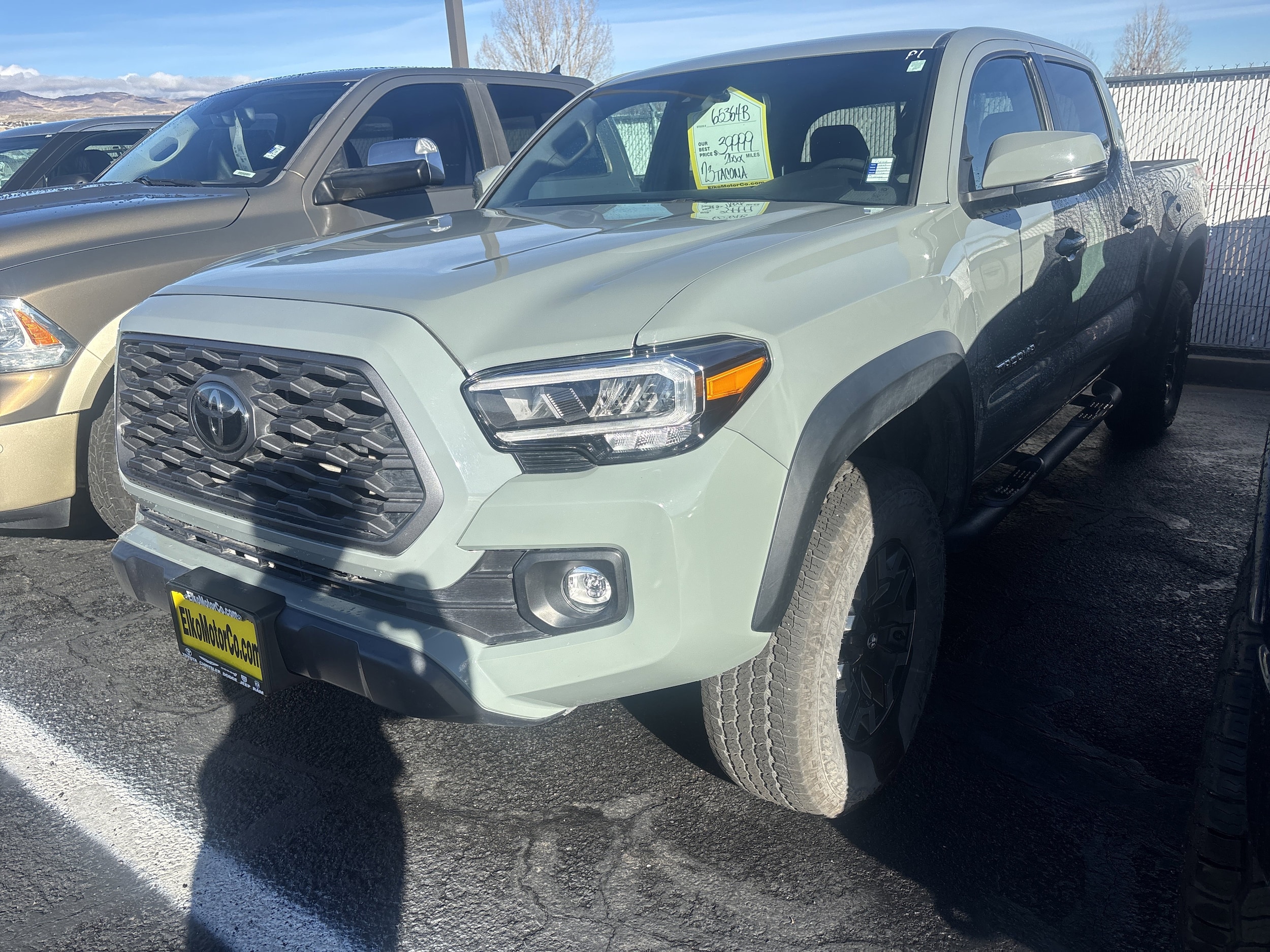 2023 Toyota Tacoma TRD Off Road's photo