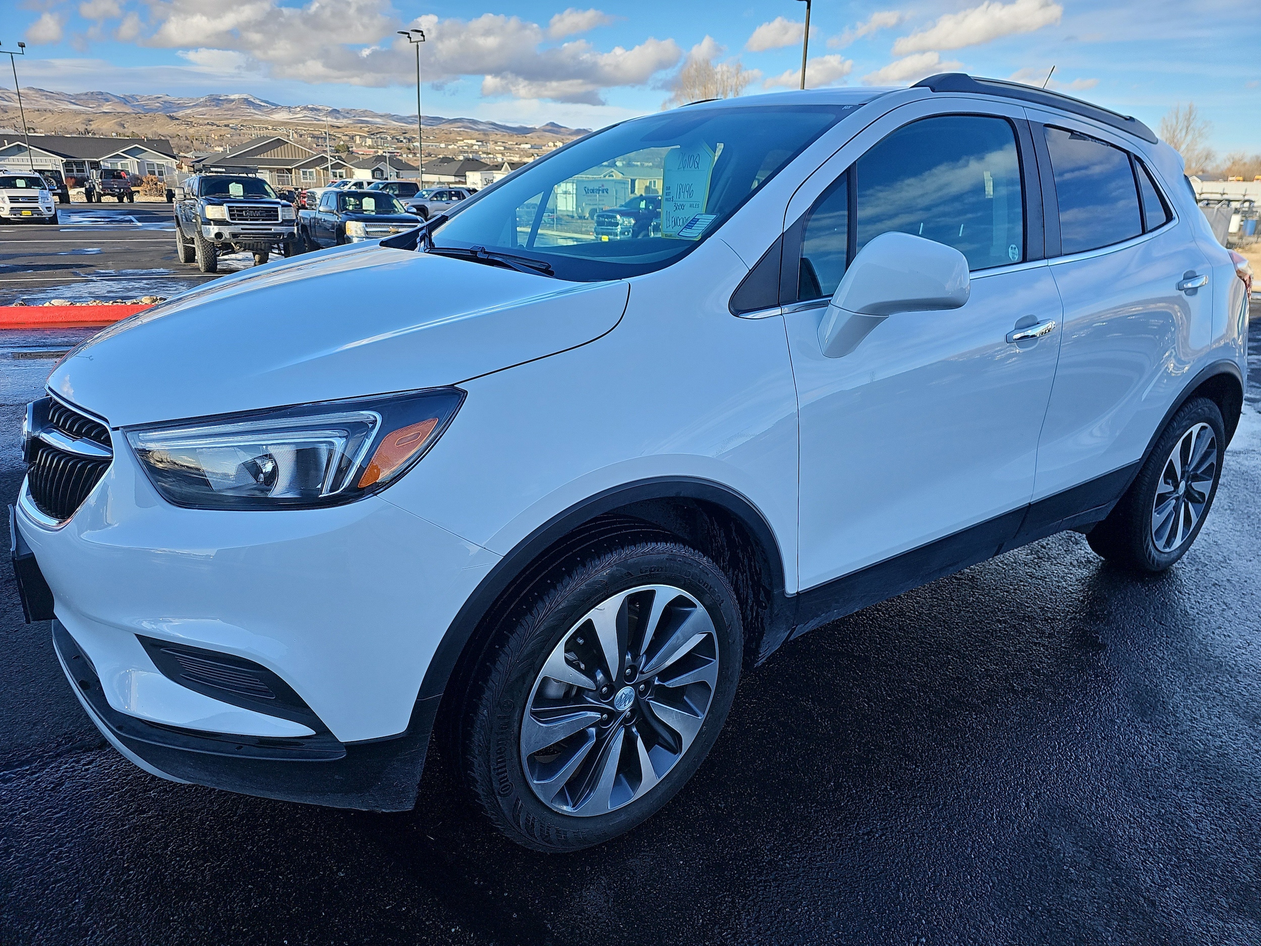 2022 Buick Encore Preferred's photo