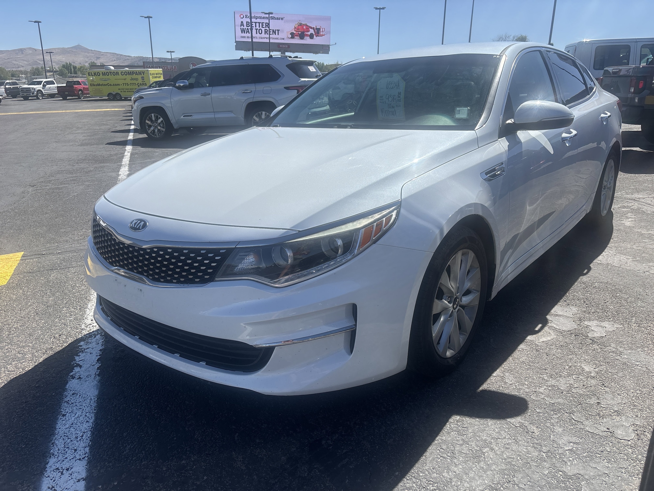 2017 Kia Optima EX AT's photo