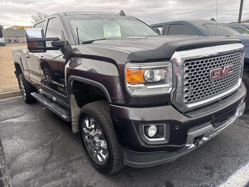 Used 2016 GMC Sierra 2500HD DNLI Truck Crew Cab