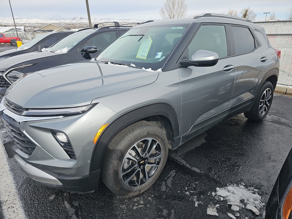 Used 2025 Chevrolet Trailblazer LT SUV