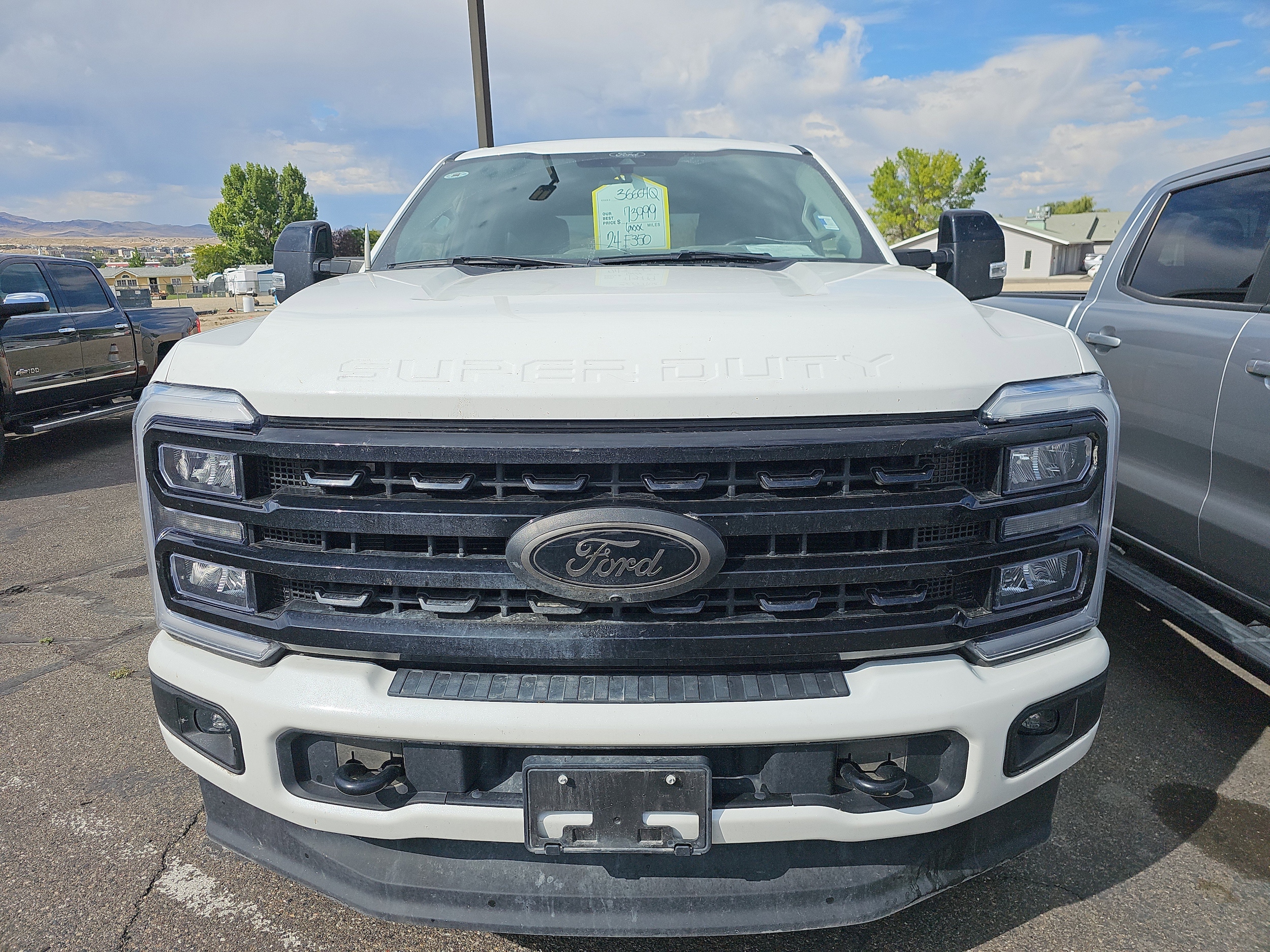 2024 Ford F-350 photo 2