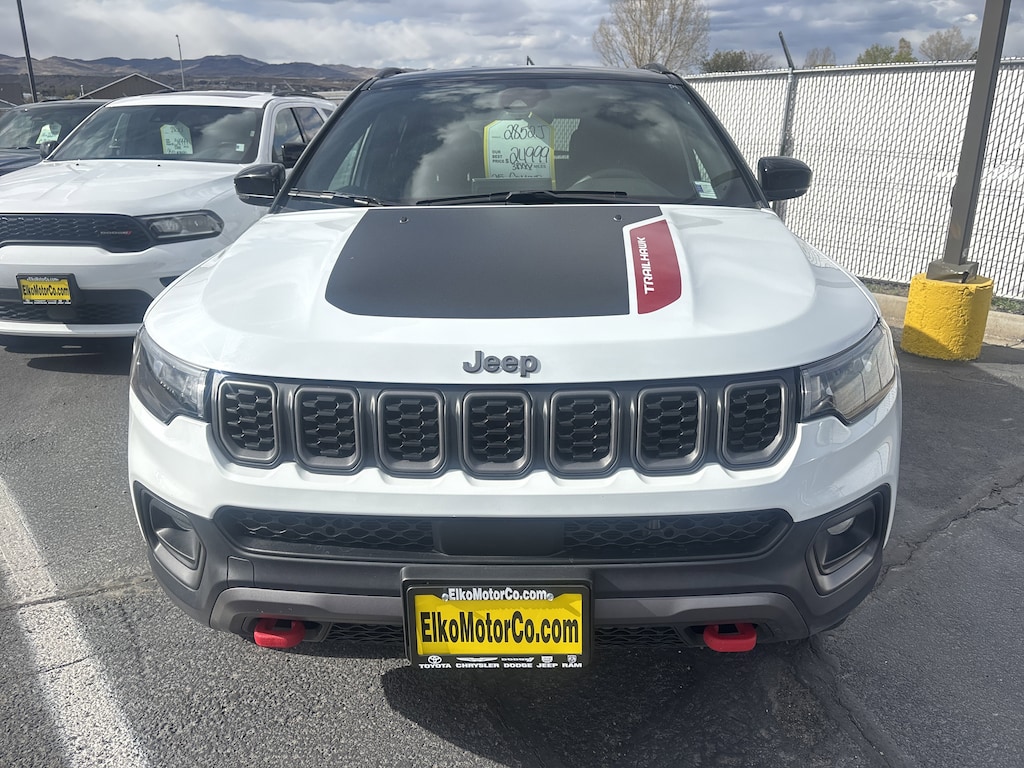 Used 2025 Jeep Compass Trailhawk SUV