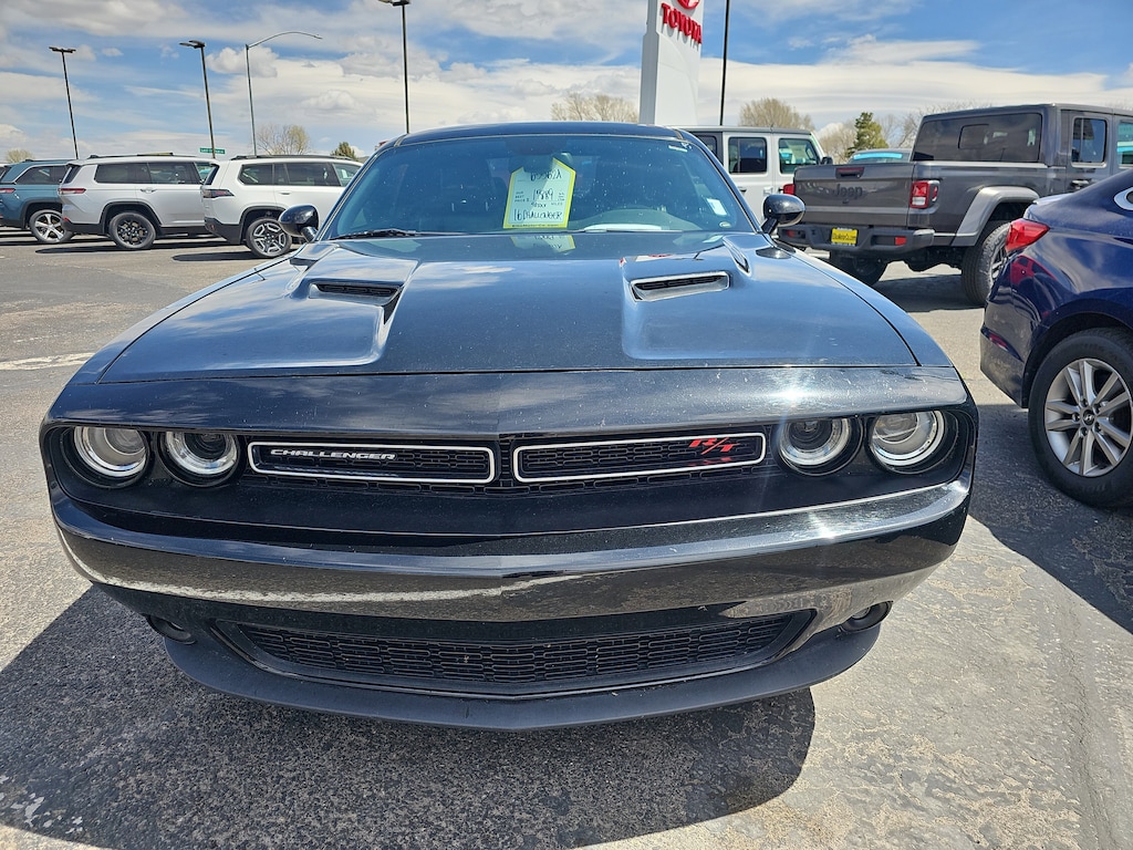 Used 2016 Dodge Challenger R/T Coupe