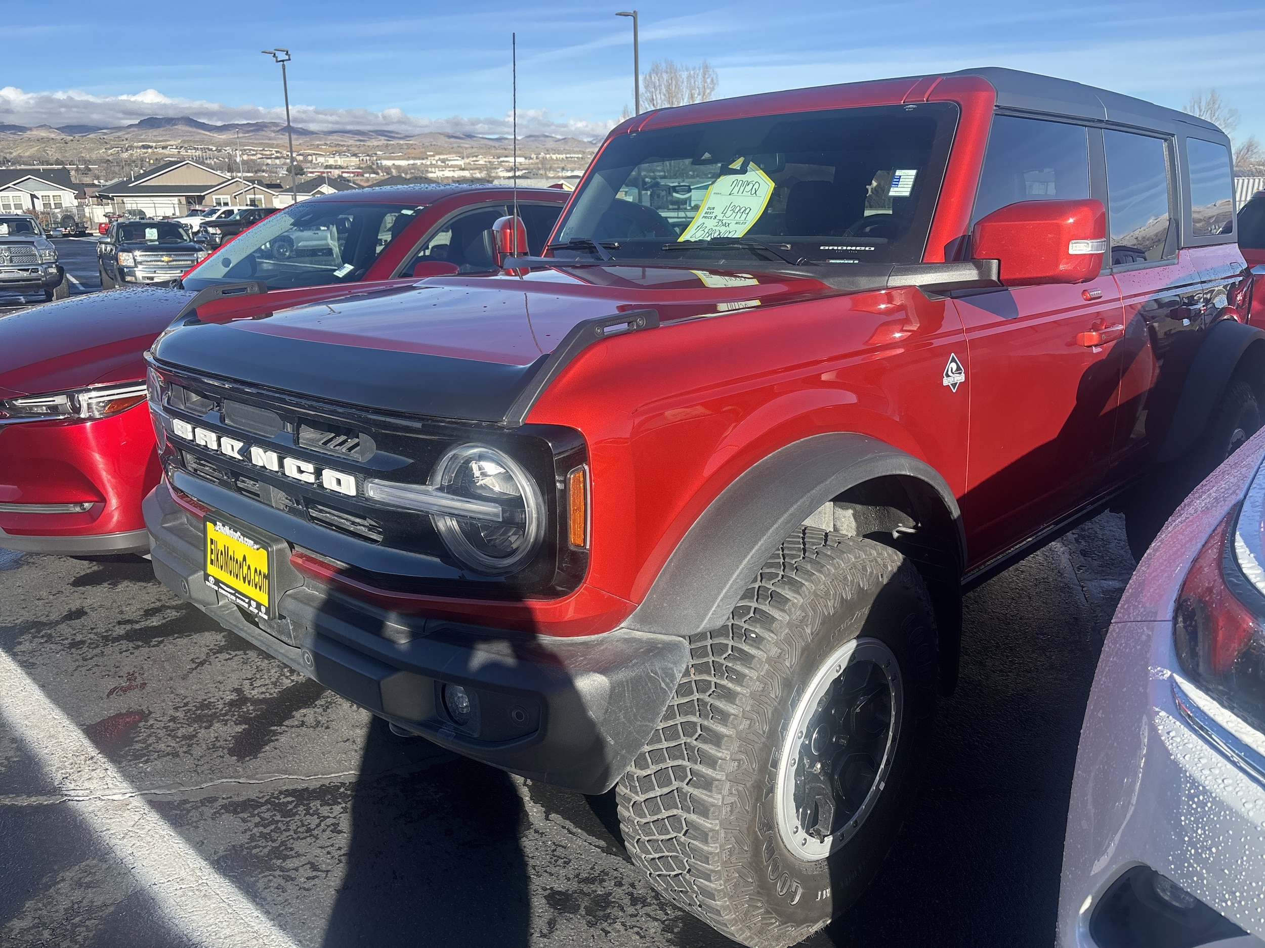 2023 Ford Bronco 4-Door Outer Banks's photo