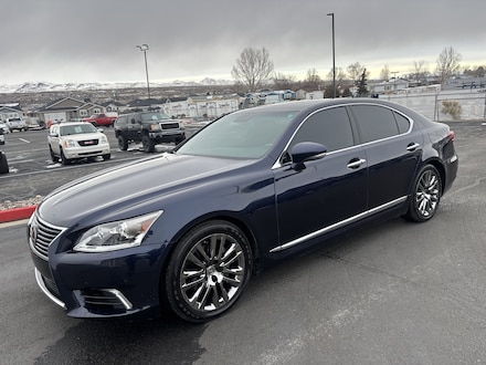 2017 LEXUS LS 460 Sedan