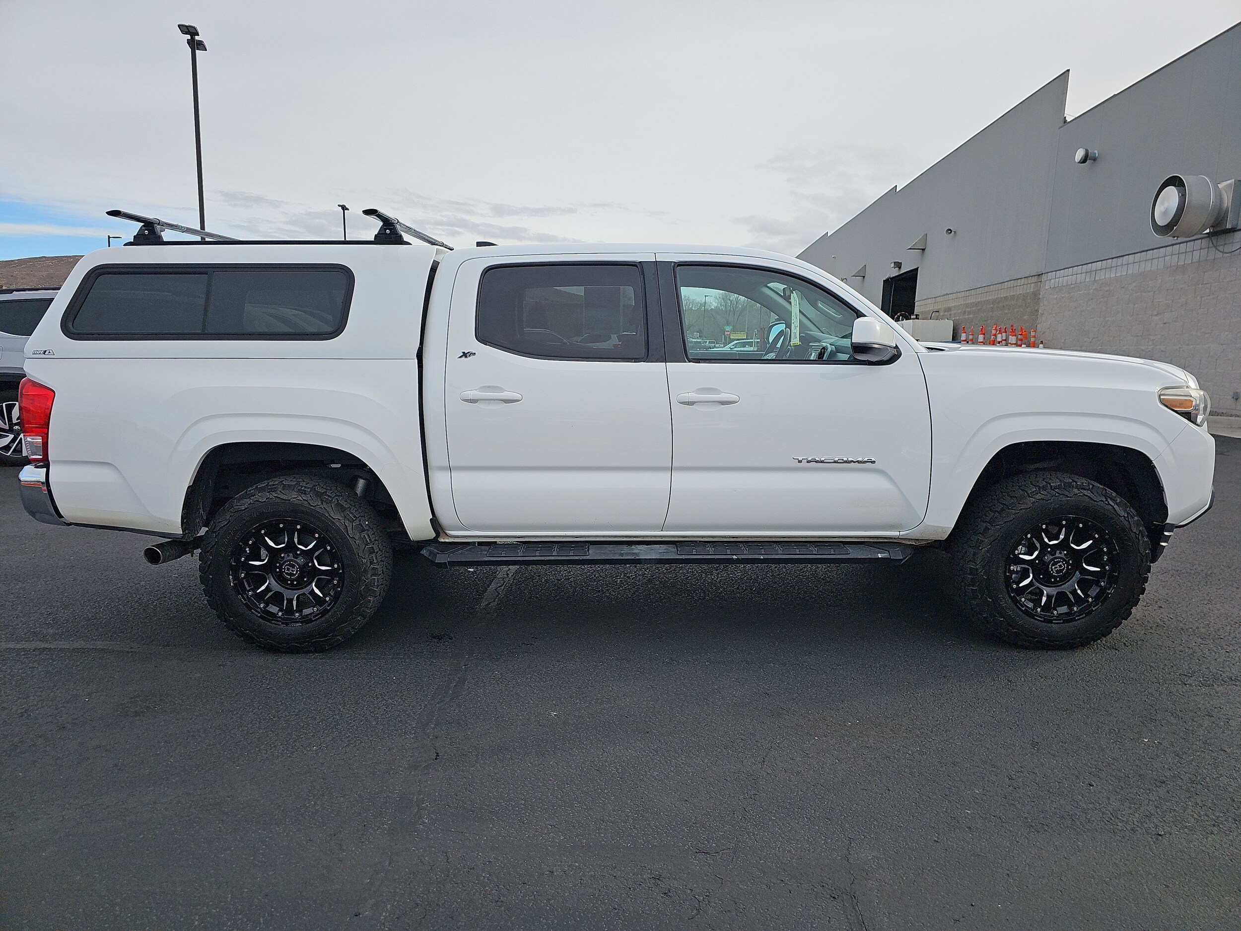 2016 Toyota Tacoma Double Cab photo 4