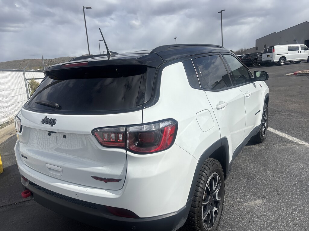 Used 2025 Jeep Compass Trailhawk SUV