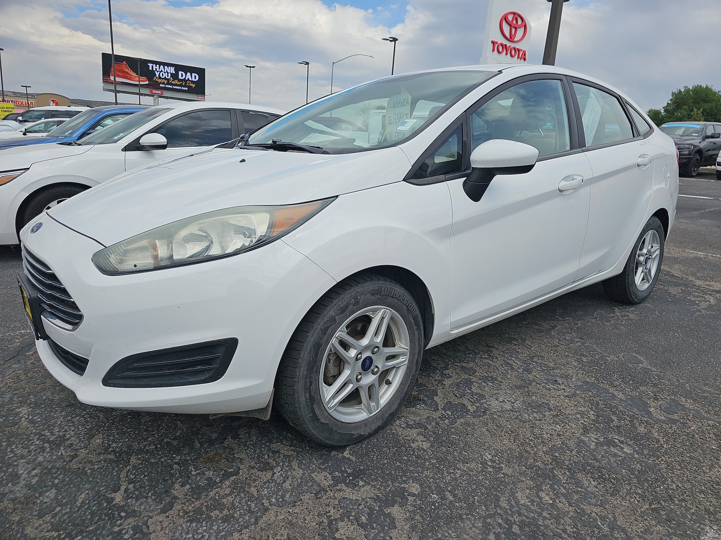 2018 Ford Fiesta SE Sedan's photo