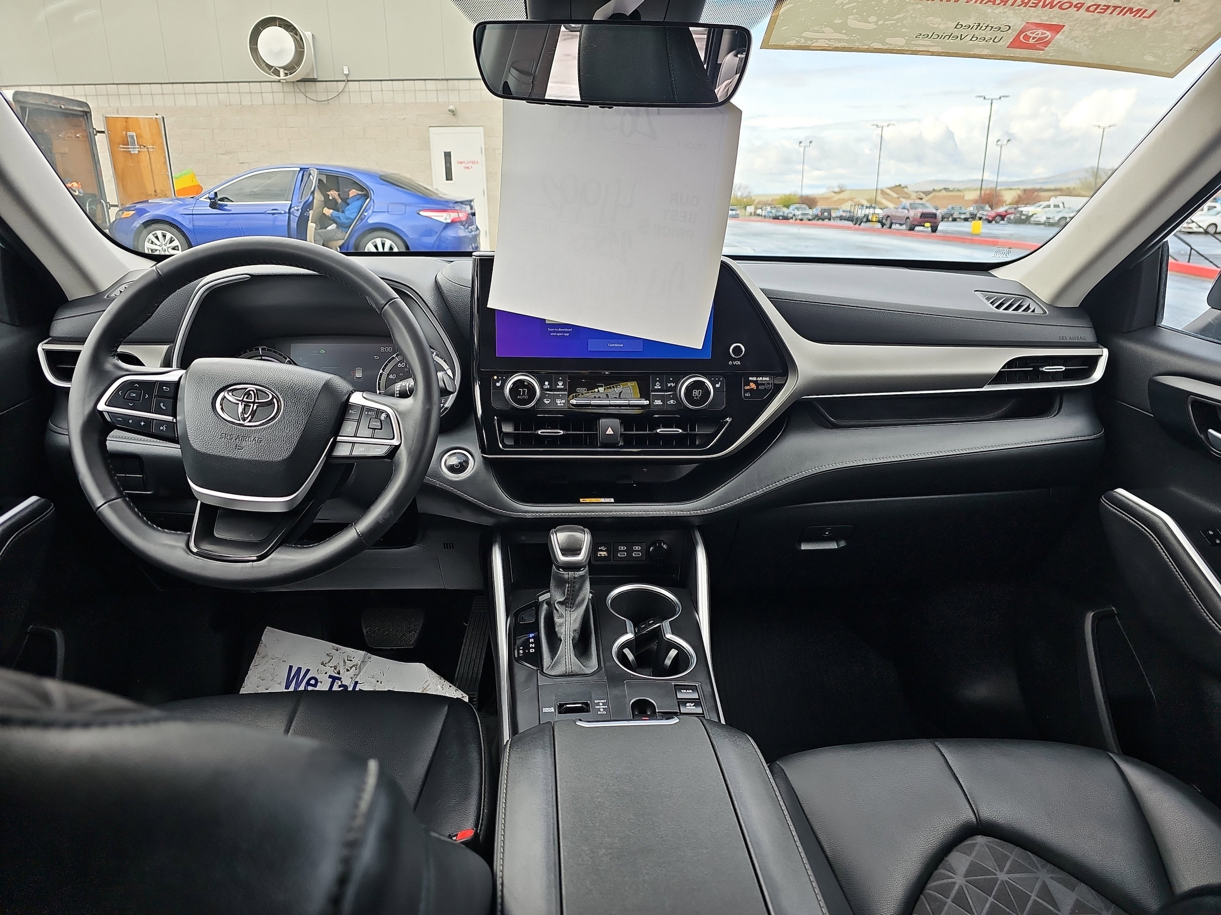 2024 Toyota Highlander XLE Nightshade - Photo 16