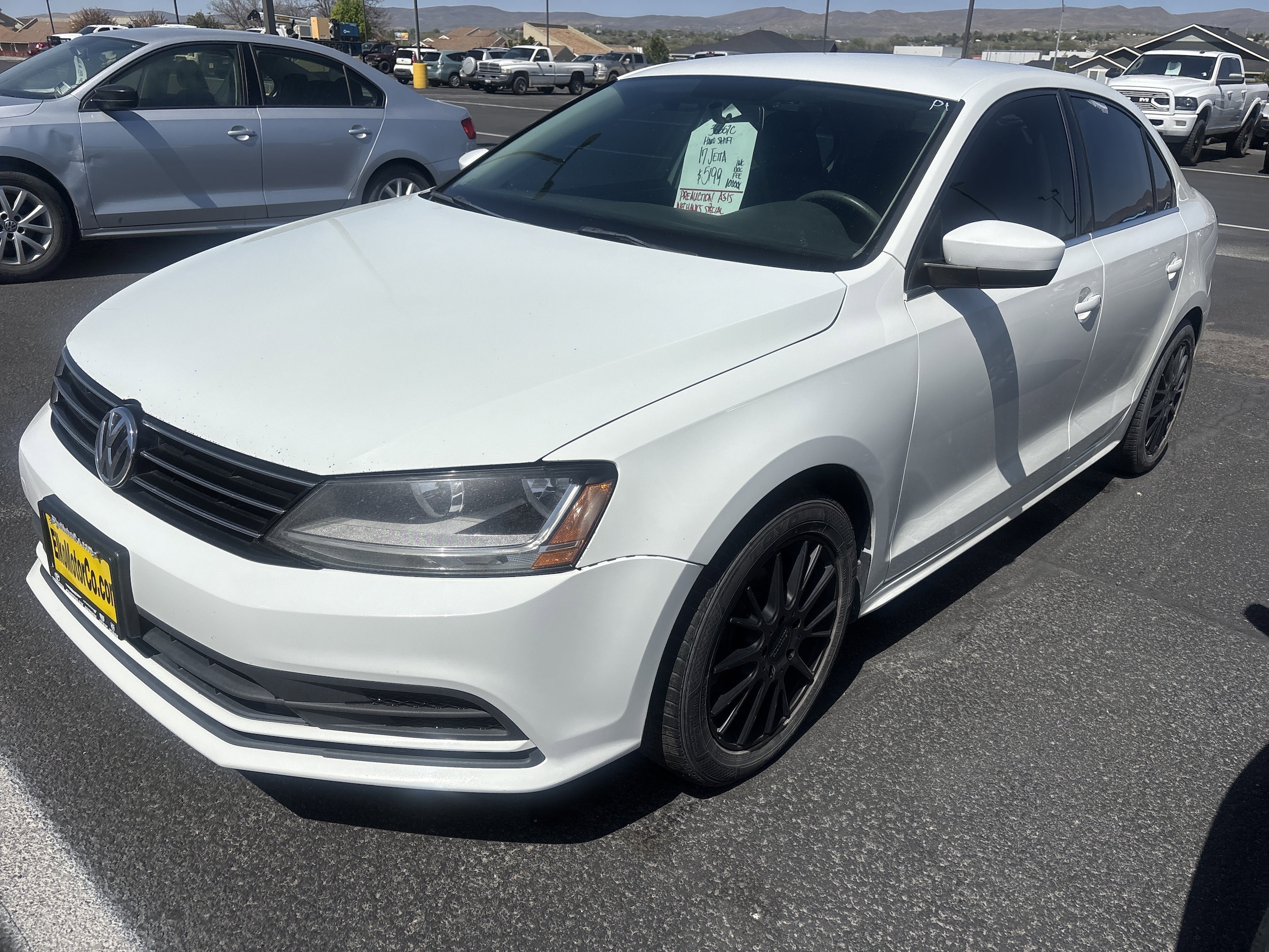 View vehicle photo 2