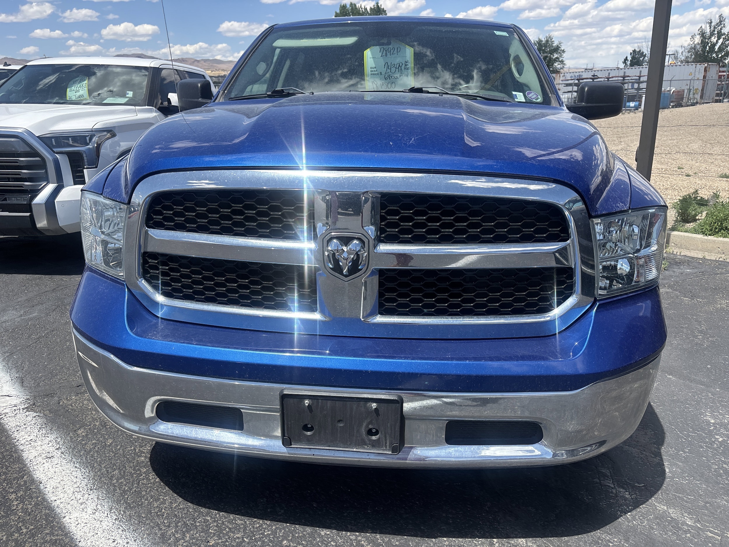 Vehicle Image 2
