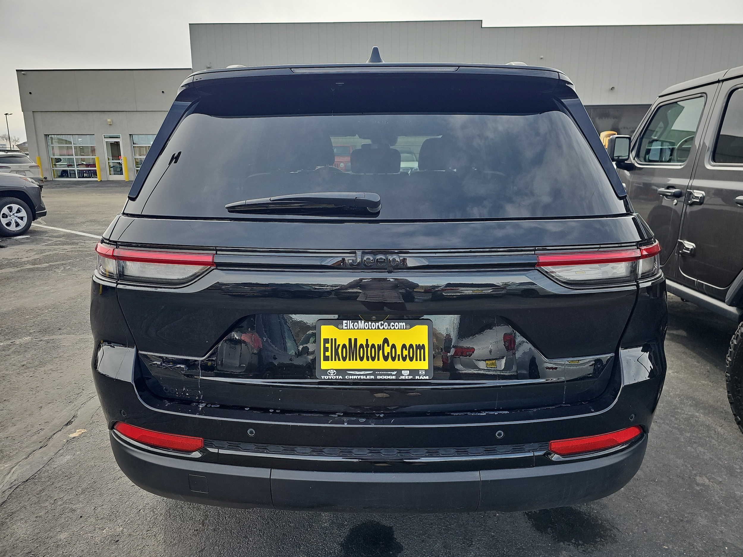 2023 Jeep Grand Cherokee Altitude - Photo 4